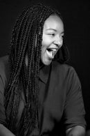 Küstenkonturen. 15 Persönlichkeiten aus Schleswig-Holstein über 5 Jahre porträtiert – mit Robert Habeck, Manuela Warda, Juri Knorr, Jochen Lund, Daniel Günther, Philippa Färber, Aminata Touré und vielen anderen.