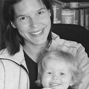 Zwischen Licht und Dunkel - Abenteuer Alltag in Island. Reiseberichte einer Insel knapp südlich des Polarkreises von Ursula Spitzbart